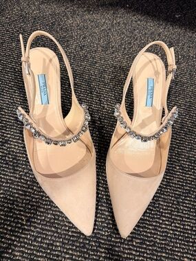 Prada Blush Suede Crystal-Embellished Slingback Pumps
SEE LAST PICTURE